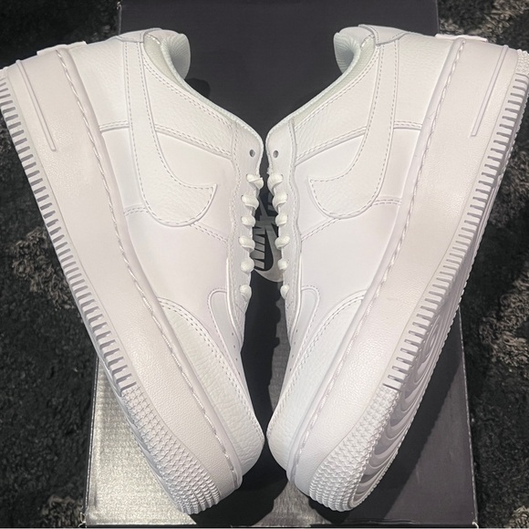 NWT Nike Air Force 1 Shadow Triple White in Original Box - Picture 11 of 16